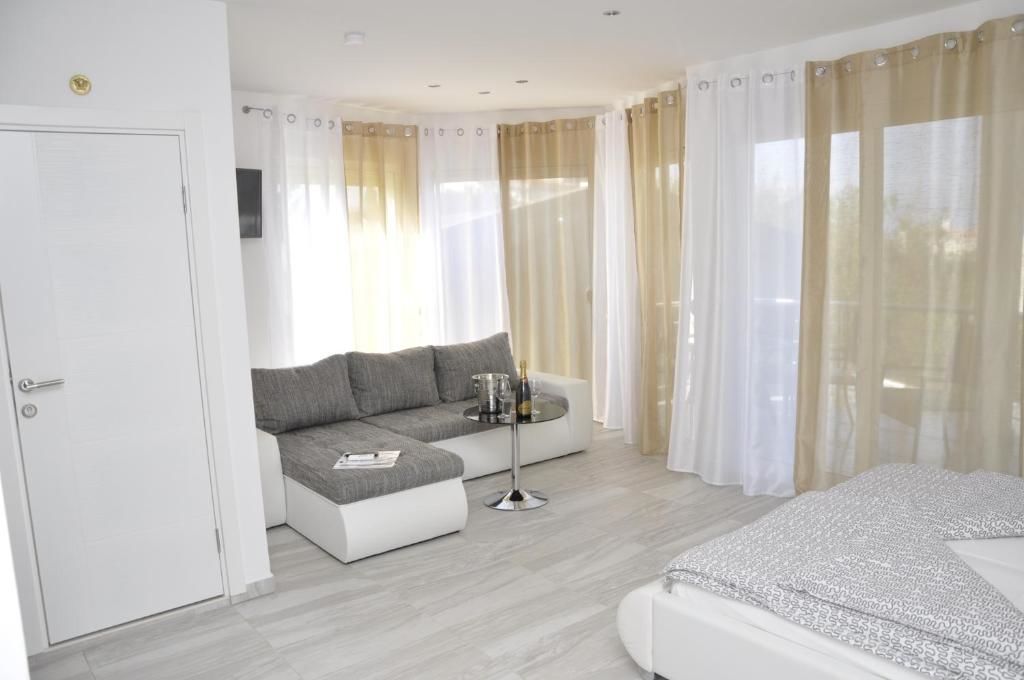 Апартаменты Villa Medusa Apartments Добра-Вода
