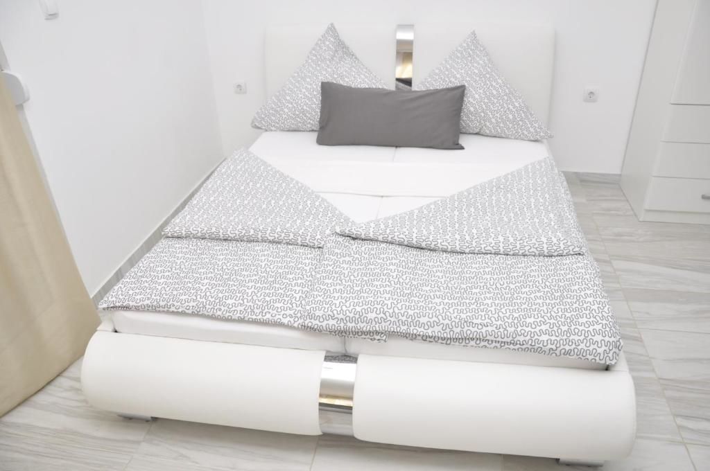 Апартаменты Villa Medusa Apartments Добра-Вода