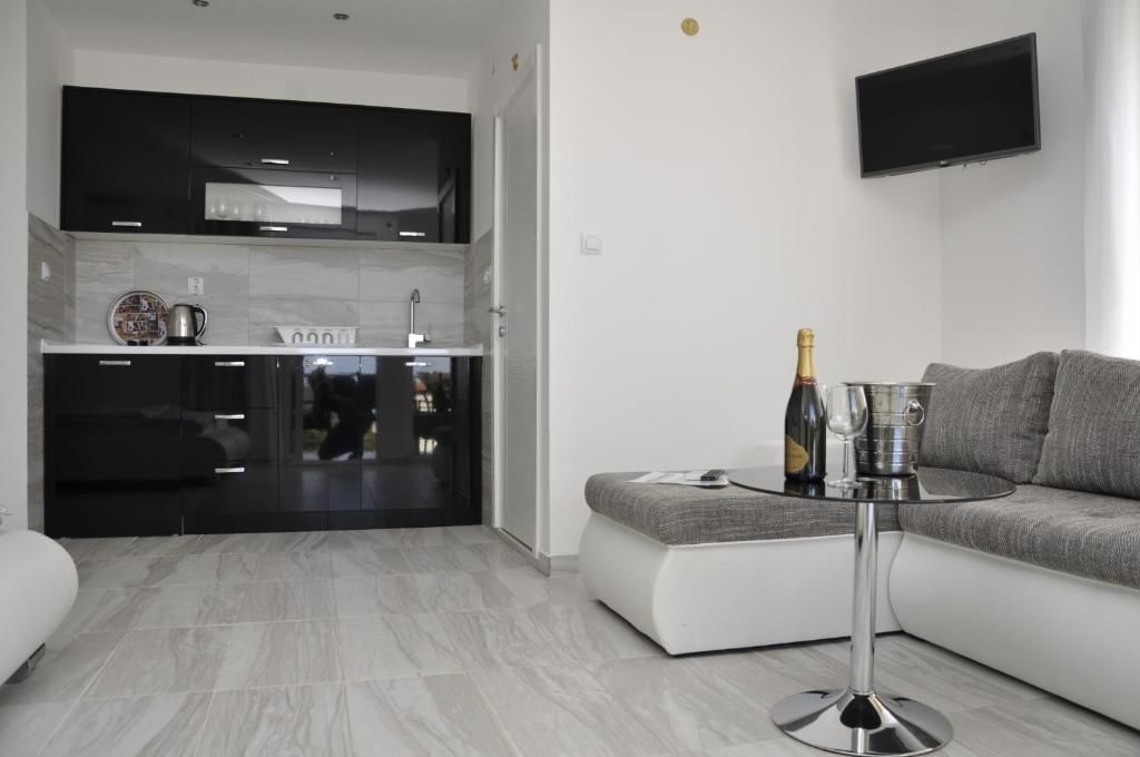 Апартаменты Villa Medusa Apartments Добра-Вода
