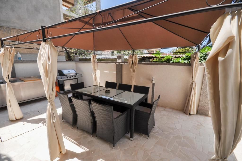 Апартаменты Villa Medusa Apartments Добра-Вода