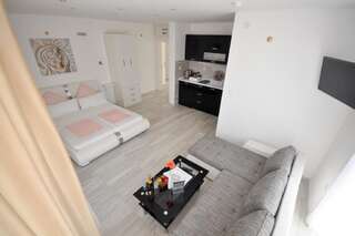 Апартаменты Villa Medusa Apartments Добра-Вода Апартаменты с видом на море-90