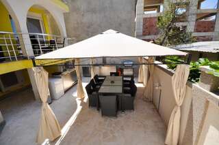 Апартаменты Villa Medusa Apartments Добра-Вода Апартаменты с видом на море-9