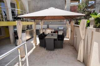 Апартаменты Villa Medusa Apartments Добра-Вода Апартаменты с видом на море-14