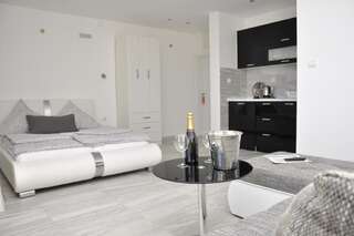 Апартаменты Villa Medusa Apartments Добра-Вода Апартаменты с видом на море-38