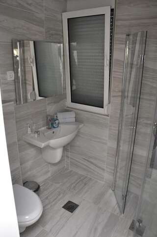 Апартаменты Villa Medusa Apartments Добра-Вода Апартаменты с видом на море-42