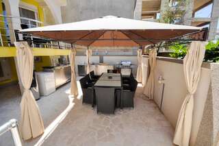 Апартаменты Villa Medusa Apartments Добра-Вода Апартаменты с видом на море-58