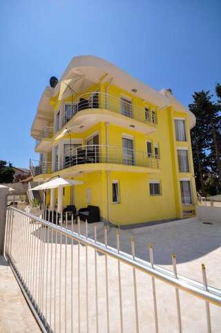 Апартаменты Villa Medusa Apartments Добра-Вода Апартаменты с видом на море-7