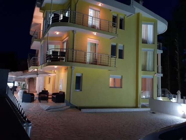 Апартаменты Villa Medusa Apartments Добра-Вода-7